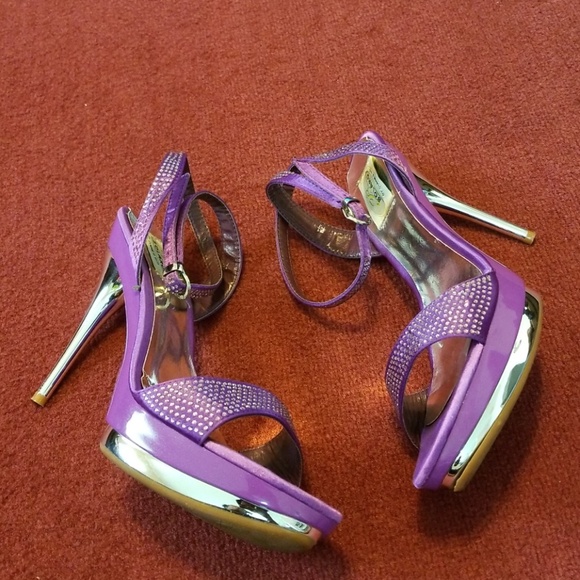 Shoes - Purple Rhinestone Bling Platform Heels Size 7.5